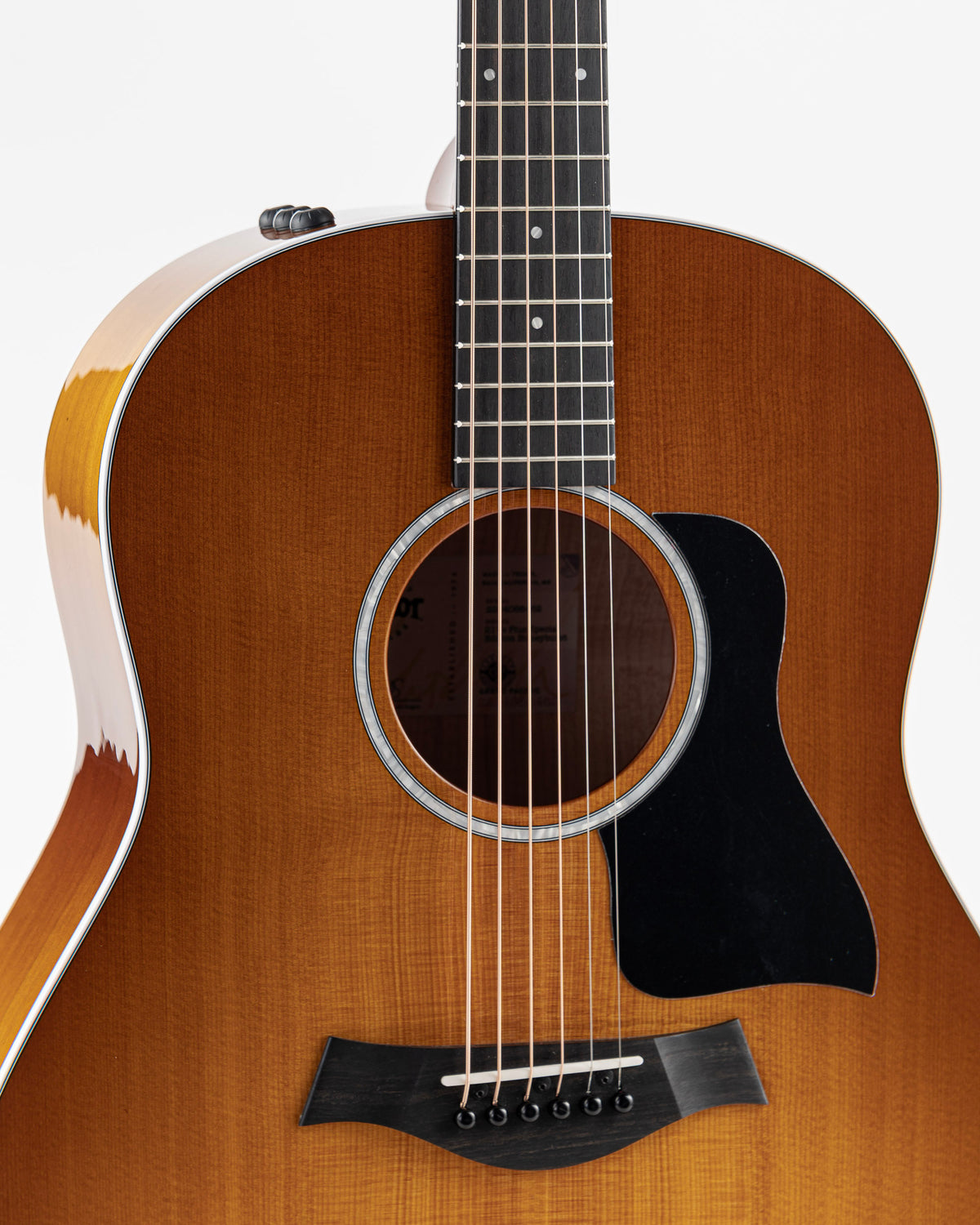 Taylor 217e Plus Special Edition Grand Pacific Acoustic Electric Guitar - Honeyburst