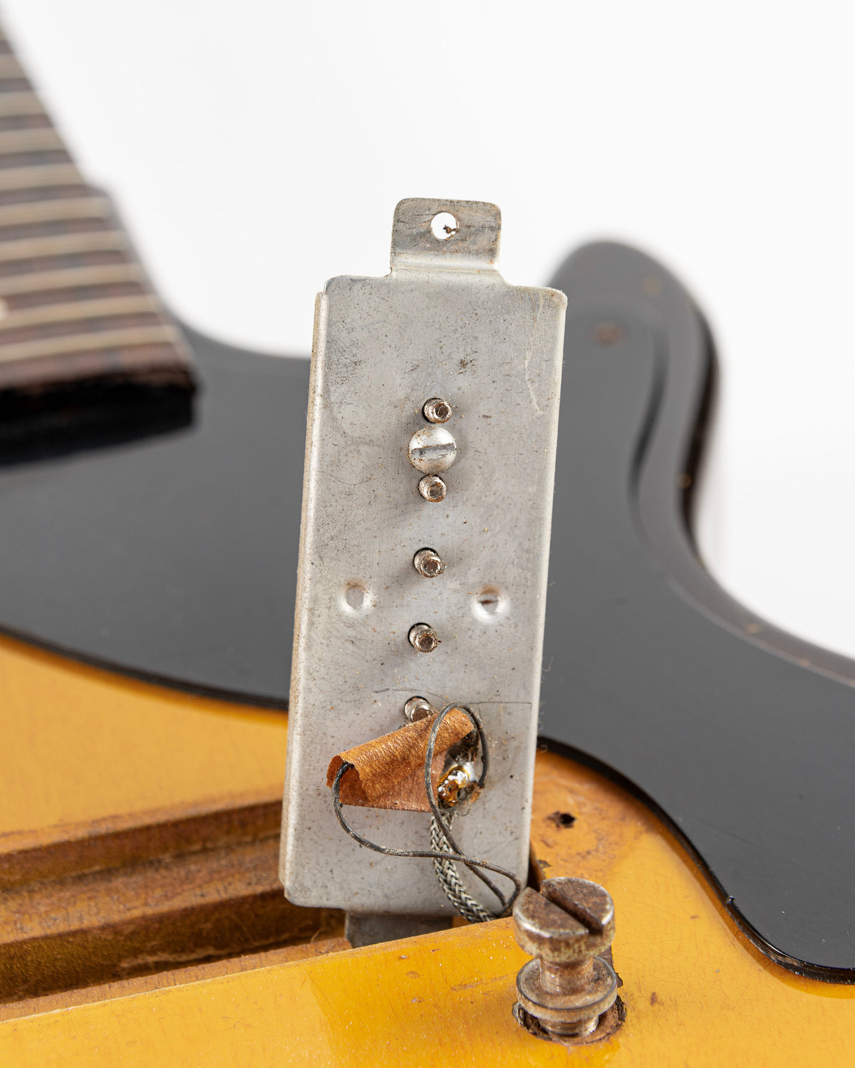 USED 1957 Gibson Les Paul Junior Electric Guitar - Two Tone Sunburst