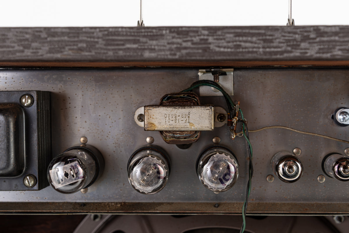 USED 1964 Gibson Falcon GA-19RVT Guitar Combo Amp - Tweed