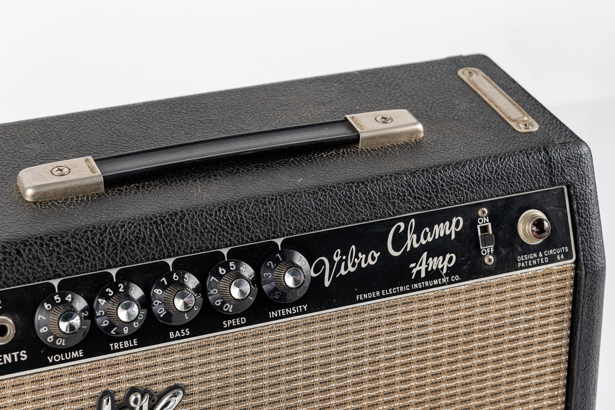 USED 1965 Fender Vibro-Champ Black Face 6 Watt Tube Guitar Amplifier
