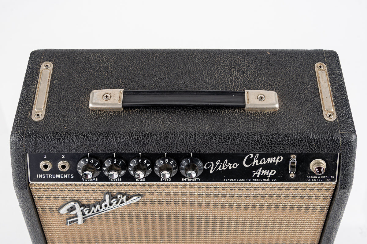 USED 1965 Fender Vibro-Champ Black Face 6 Watt Tube Guitar Amplifier