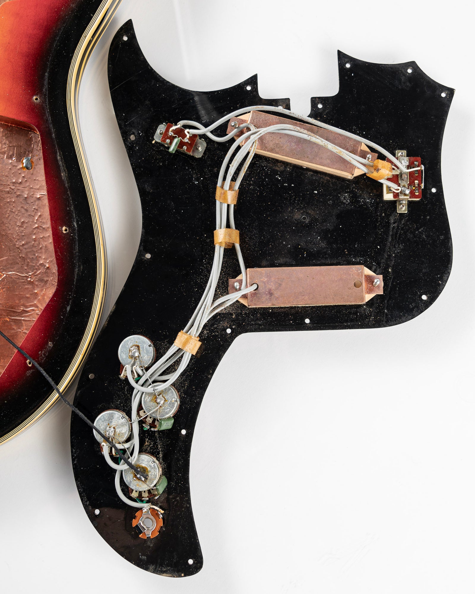USED 1967-1968 Kent (Teisco/Kawai) Model 740 Electric Guitar - Sunburst
