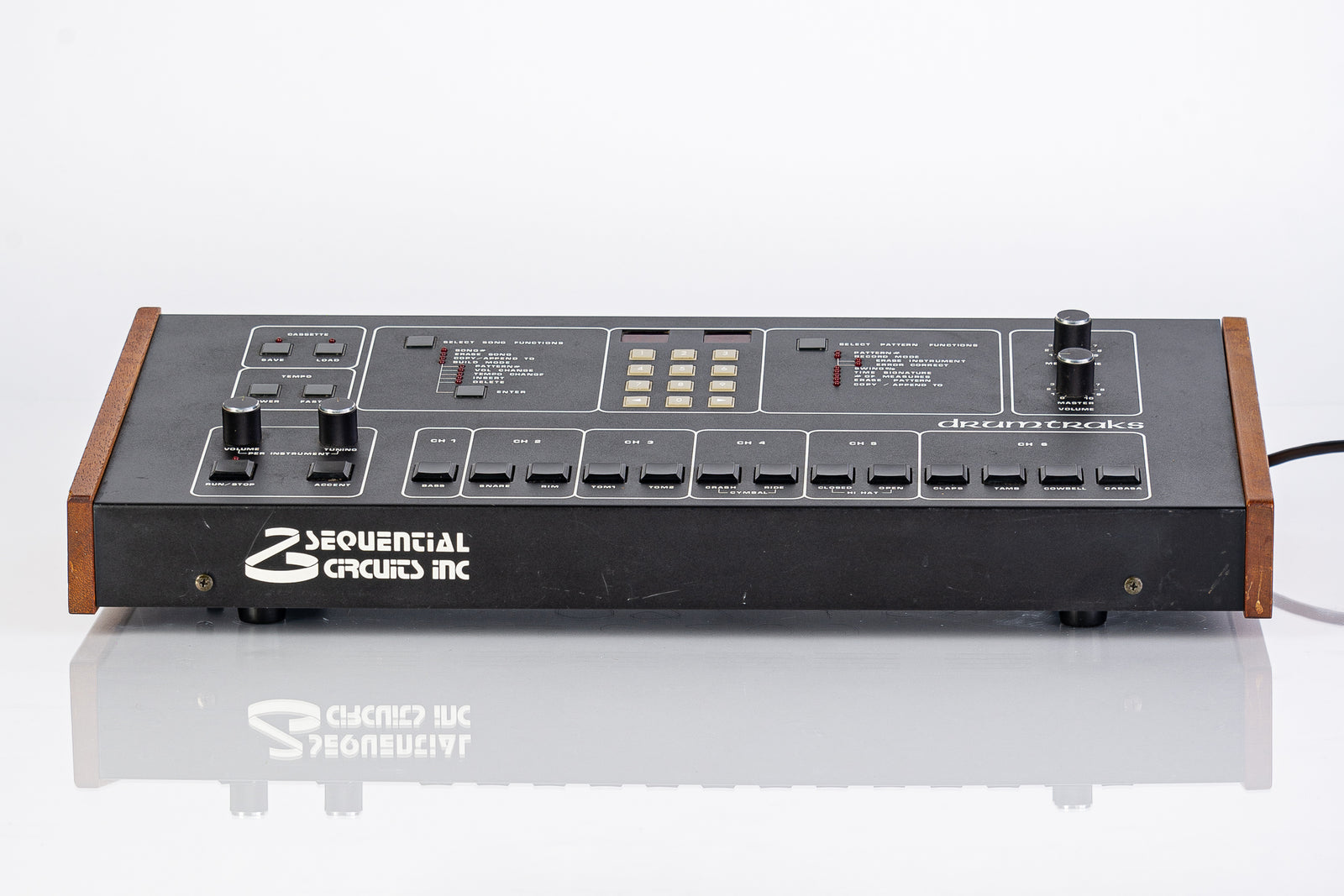 USED 1984 Sequential Circuits Drumtraks 12 Voice Drum Machine