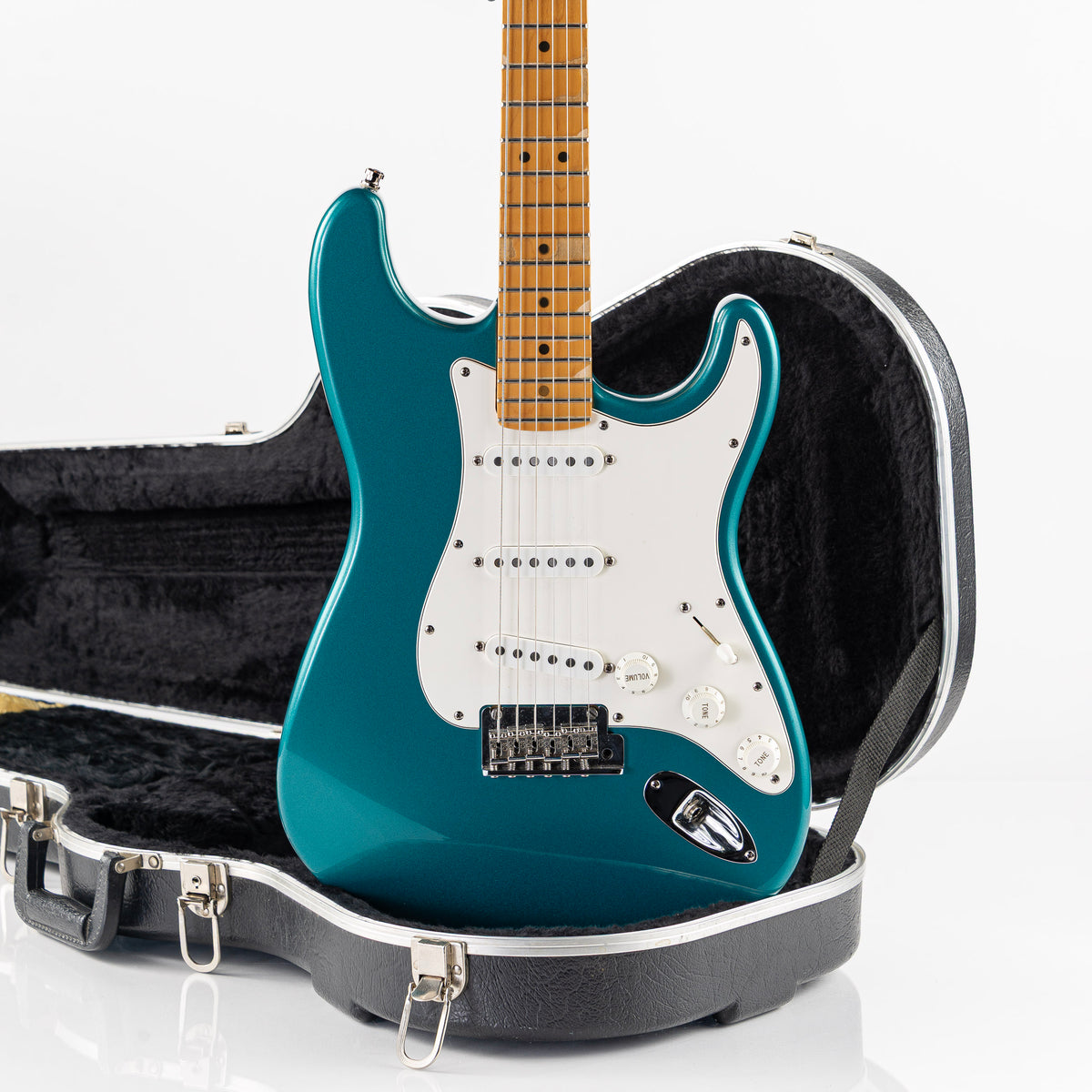 USED 1995 Fender American Standard Limited Edition Stratocaster Electric Guitar - Ocean Turquoise with Matching Headstock