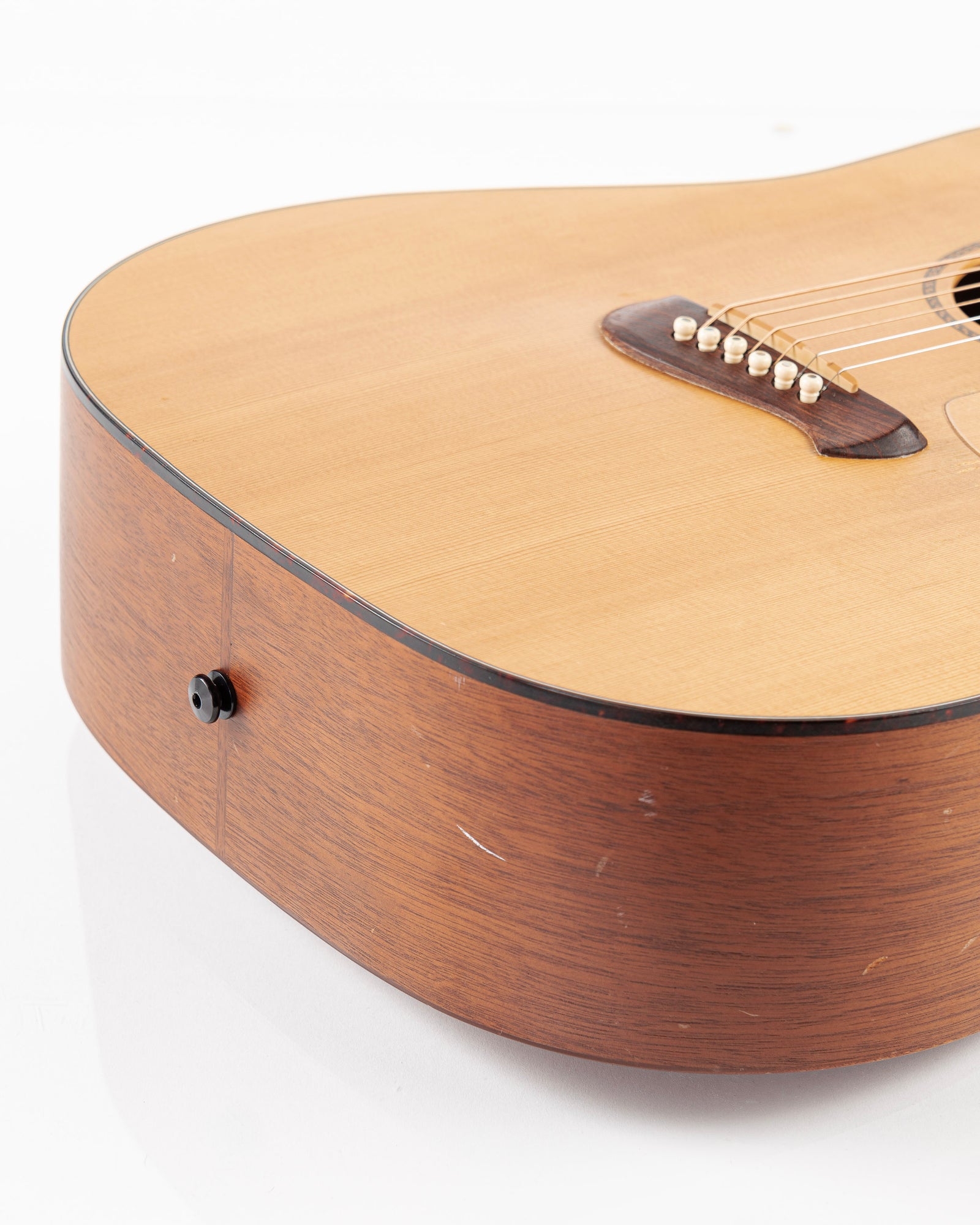 USED 2001 Tacoma DM9 Dreadnought Acoustic Guitar - Natural