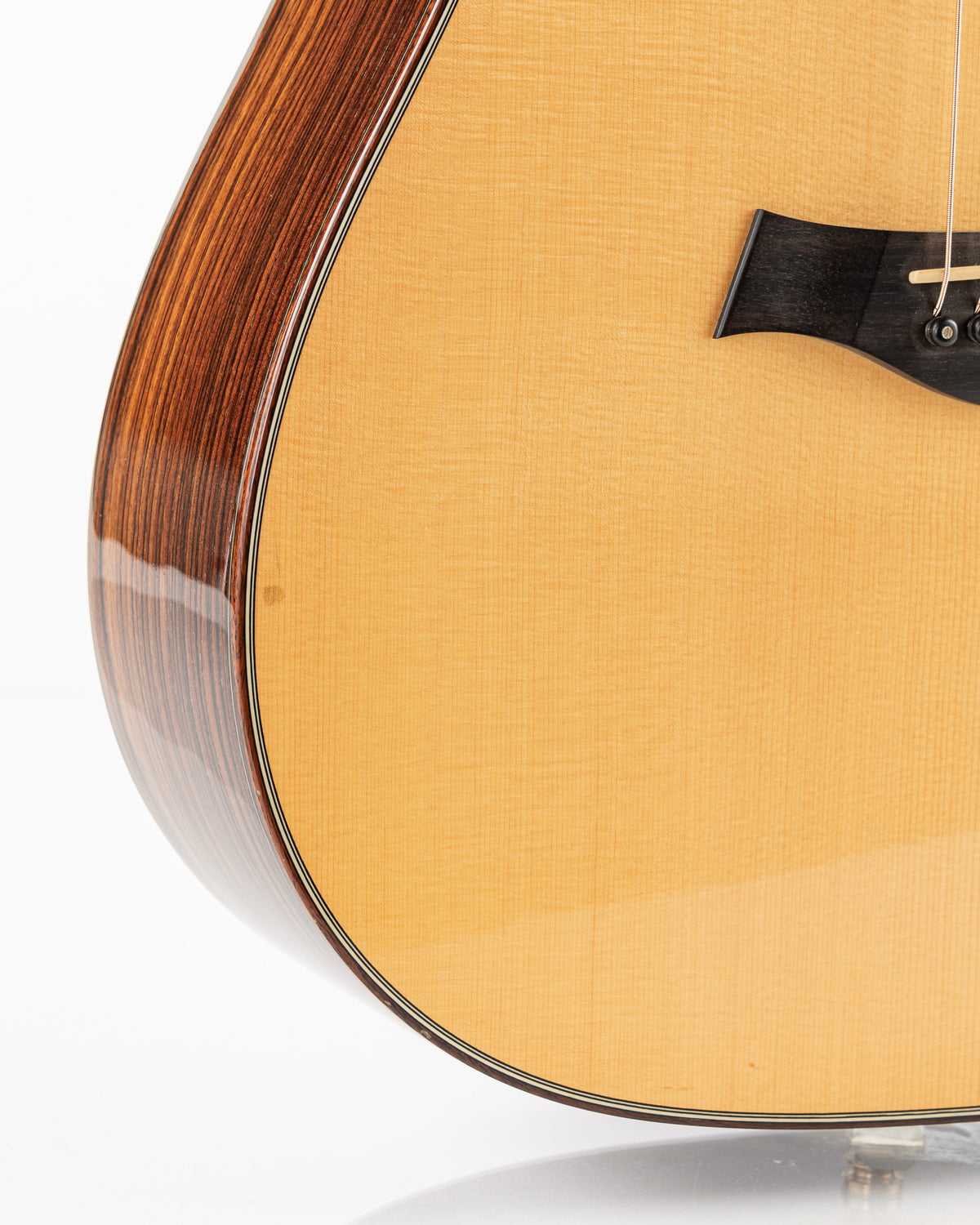 USED 2001 Taylor 710ce Dreadnought Acoustic Electric Guitar - Natural