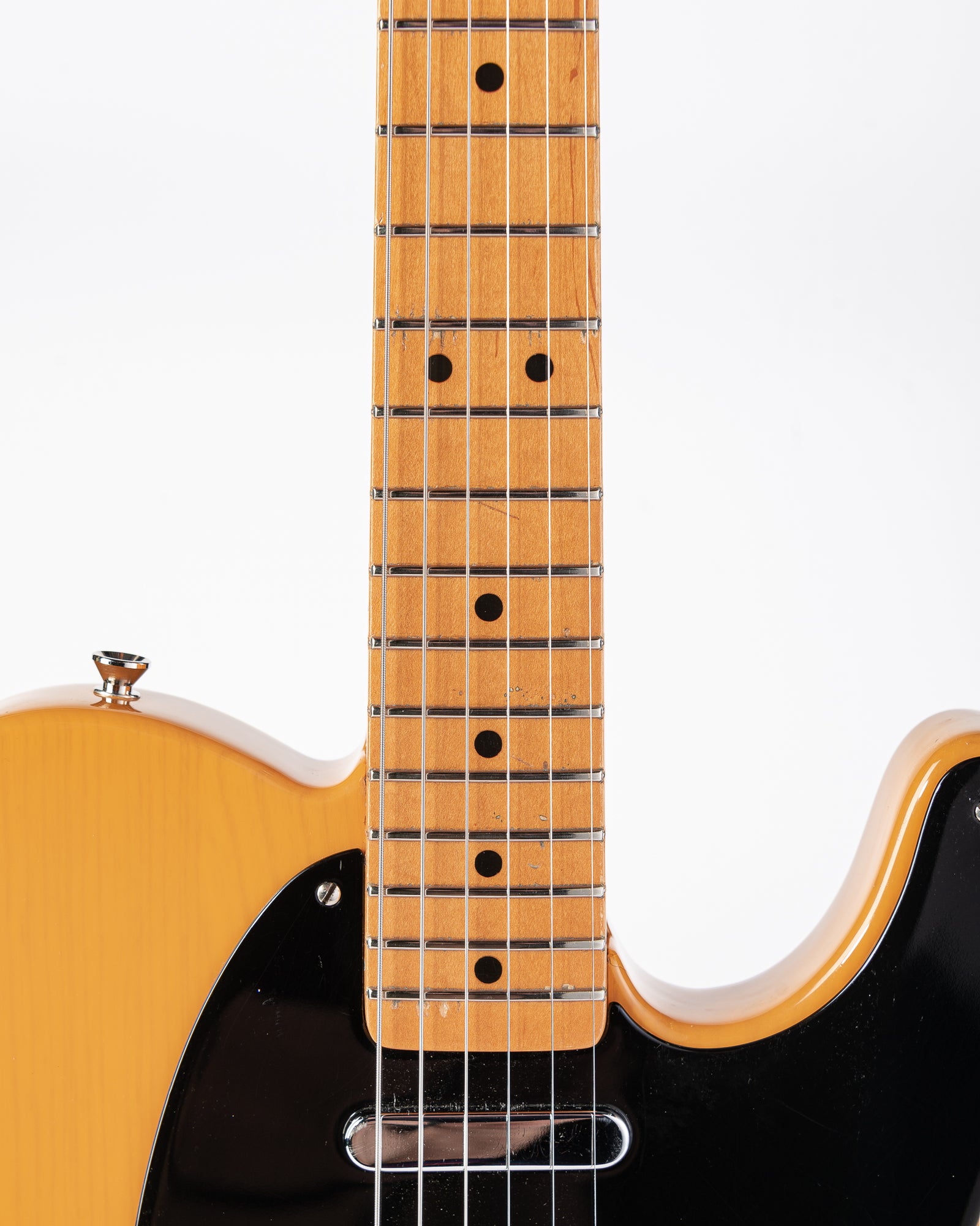 USED 2004 Fender '52 American Vintage Telecaster Electric Guitar- Butterscotch Blonde w/HSC