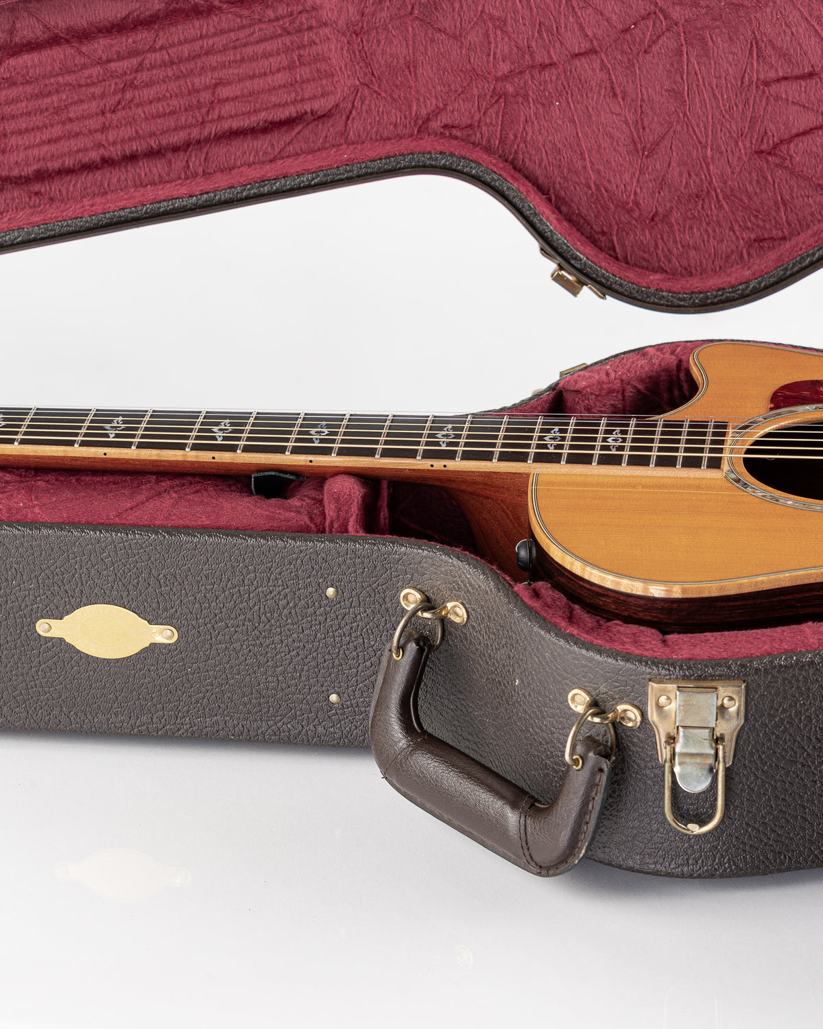 USED 2009 Taylor 814ce Grand Auditorium Acoustic Electric Guitar - Natural with Hardshell Case