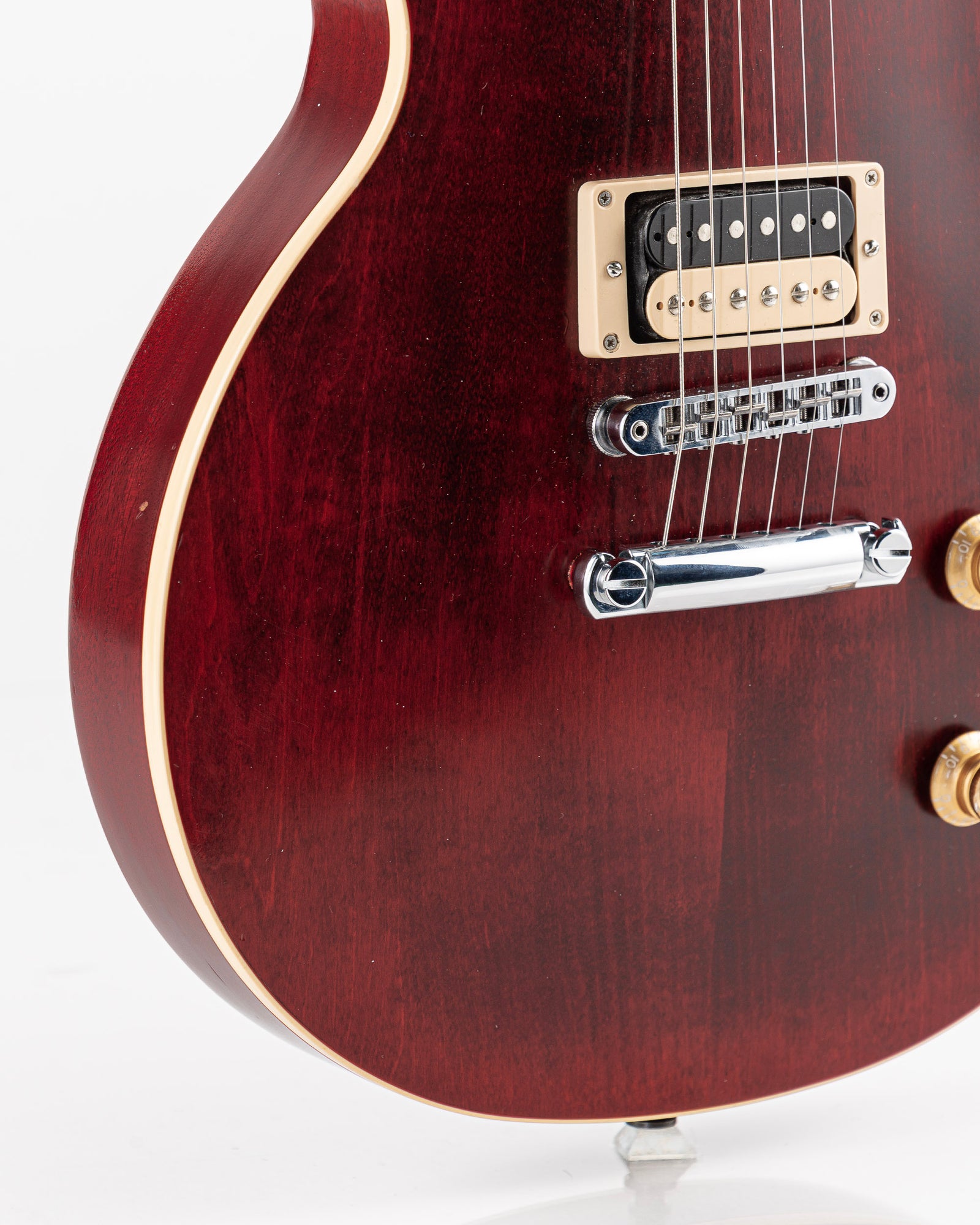 USED 2021 Gibson Les Paul Trad Pro V Electric Guitar - Satin Wine Red