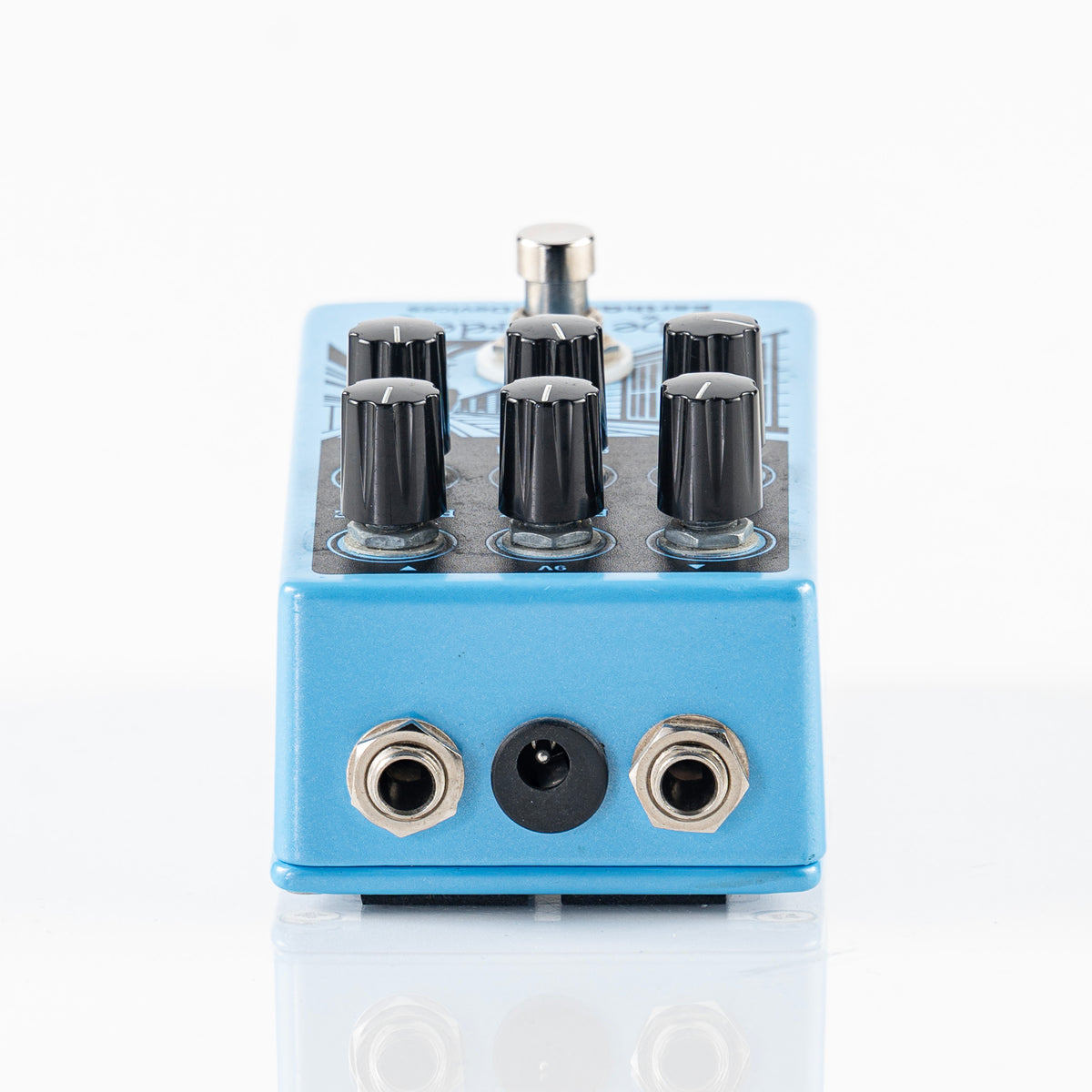 USED Earthquaker Devices The Warden V1 Optical Compressor Guitar Pedal