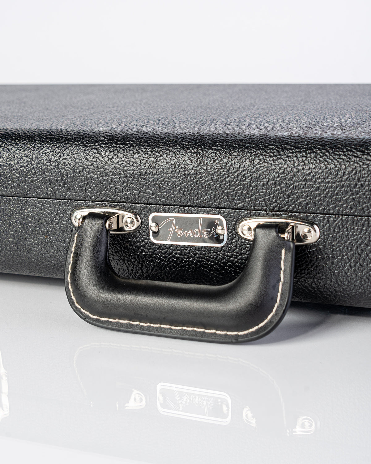 B-STOCK Fender Artist Series Nile Rodgers Hitmaker Stratocaster Electric Guitar with Maple Fingerboard - Olympic White