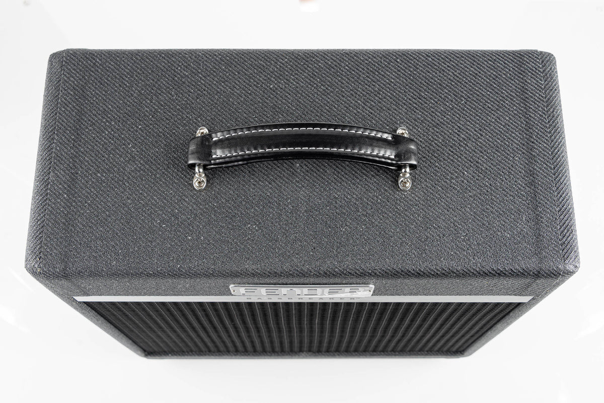 USED Fender BB-112 Bassbreaker 70 Watt Extension Cabinet with Amp Cover