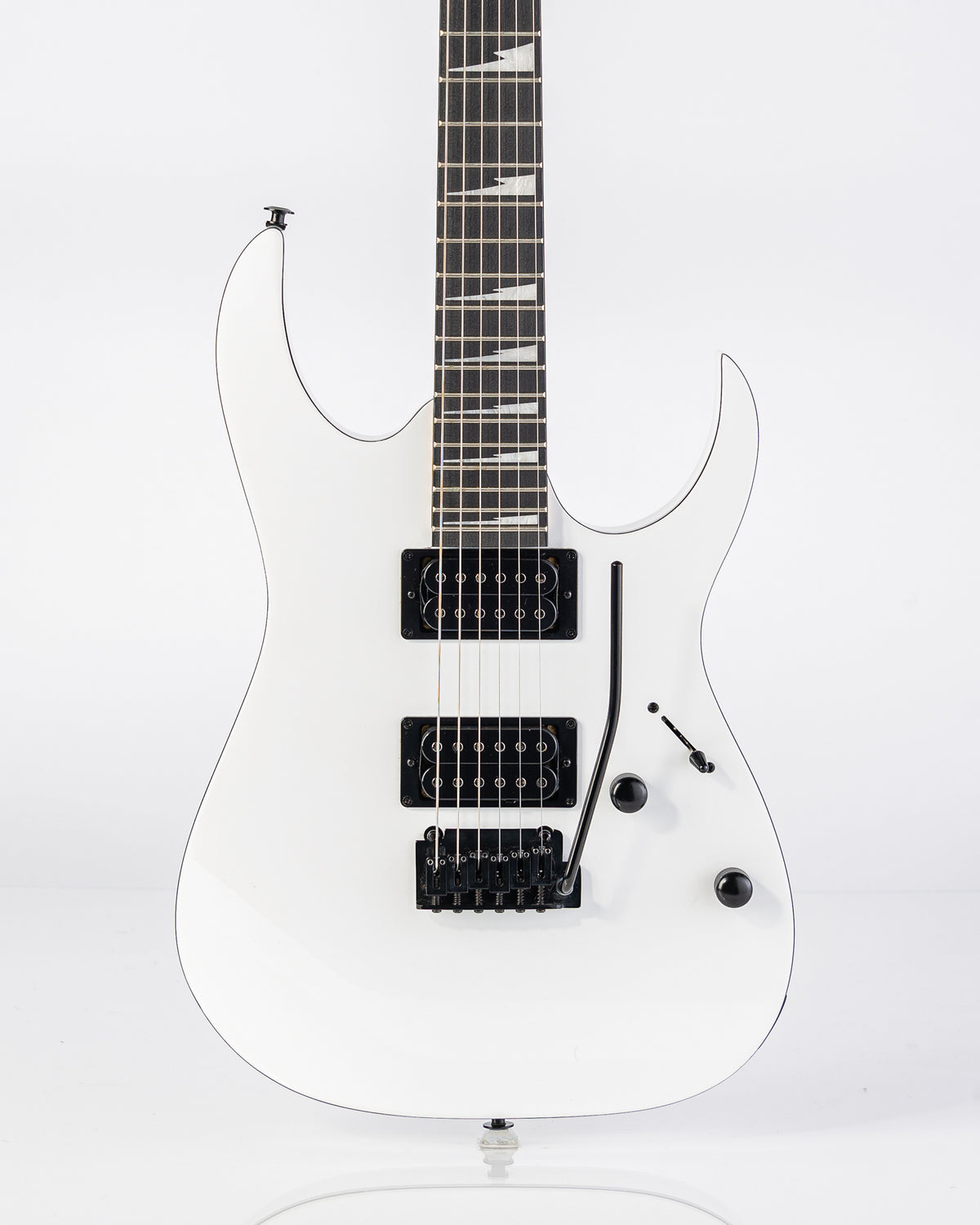 USED Ibanez GRGR120EX Gio Electric Guitar - White