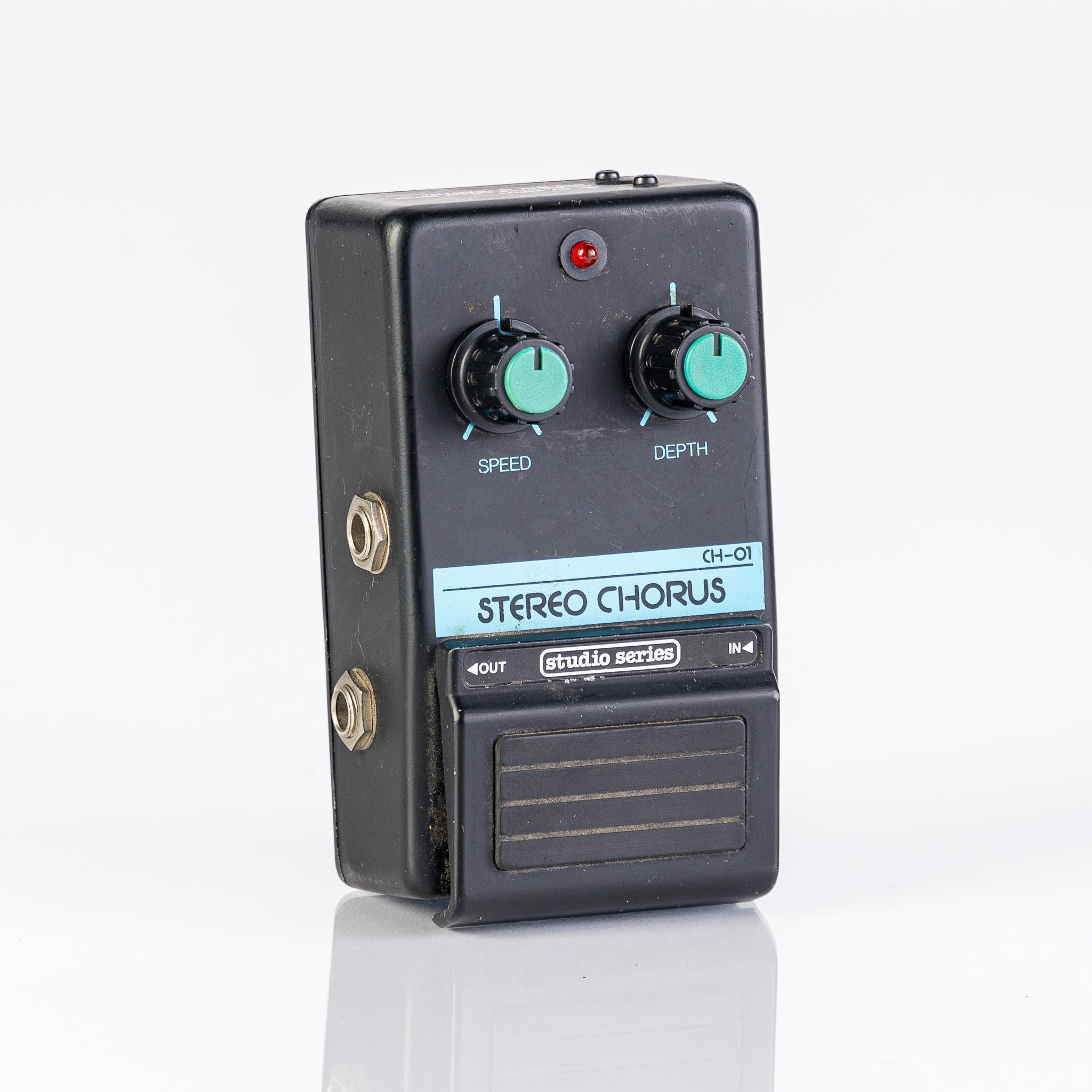 first chorus pedal USED 1980's Studio Series CH-01 Stereo Chorus MIJ Guitar Pedal