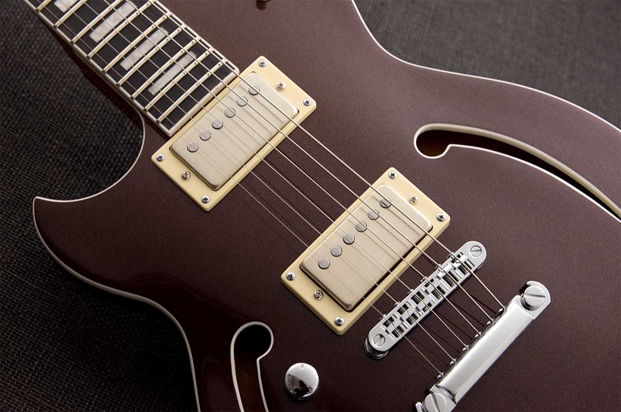 Reverend Set-Neck Series Roundhouse Air HH Left Handed Electric Guitar - Metallic Bordeaux