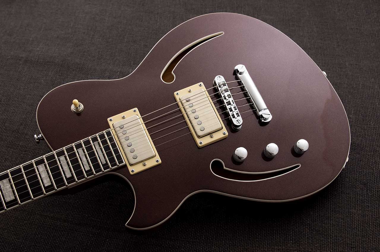 Reverend Set-Neck Series Roundhouse Air HH Left Handed Electric Guitar - Metallic Bordeaux