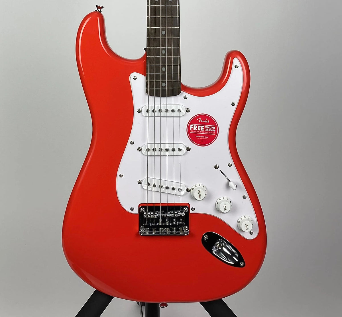 Squier Bullet Stratocaster HT with Laurel Fingerboard - Fiesta Red