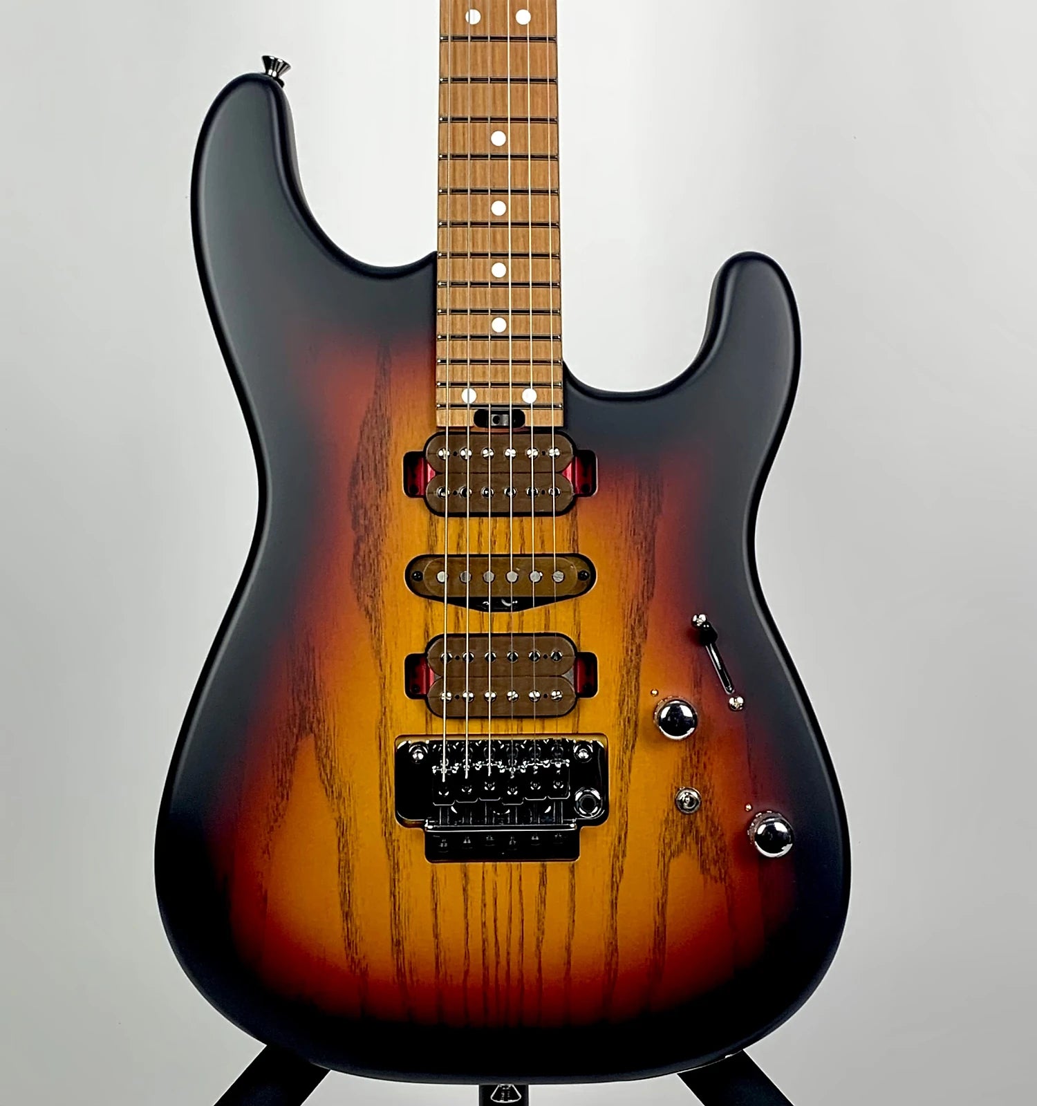 Charvel Guthrie Govan Signature MJ San Dimas SD24 Three- Tone Sunburst