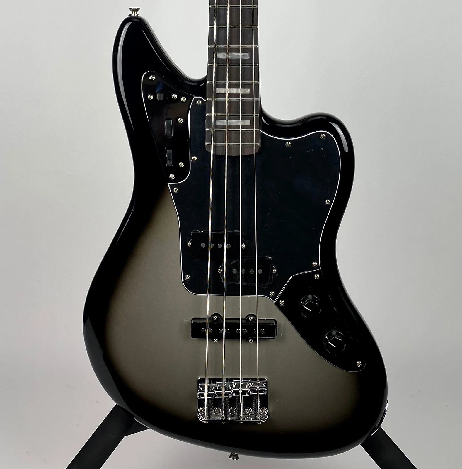 Fender Troy Sanders Jag Bass Silverburst