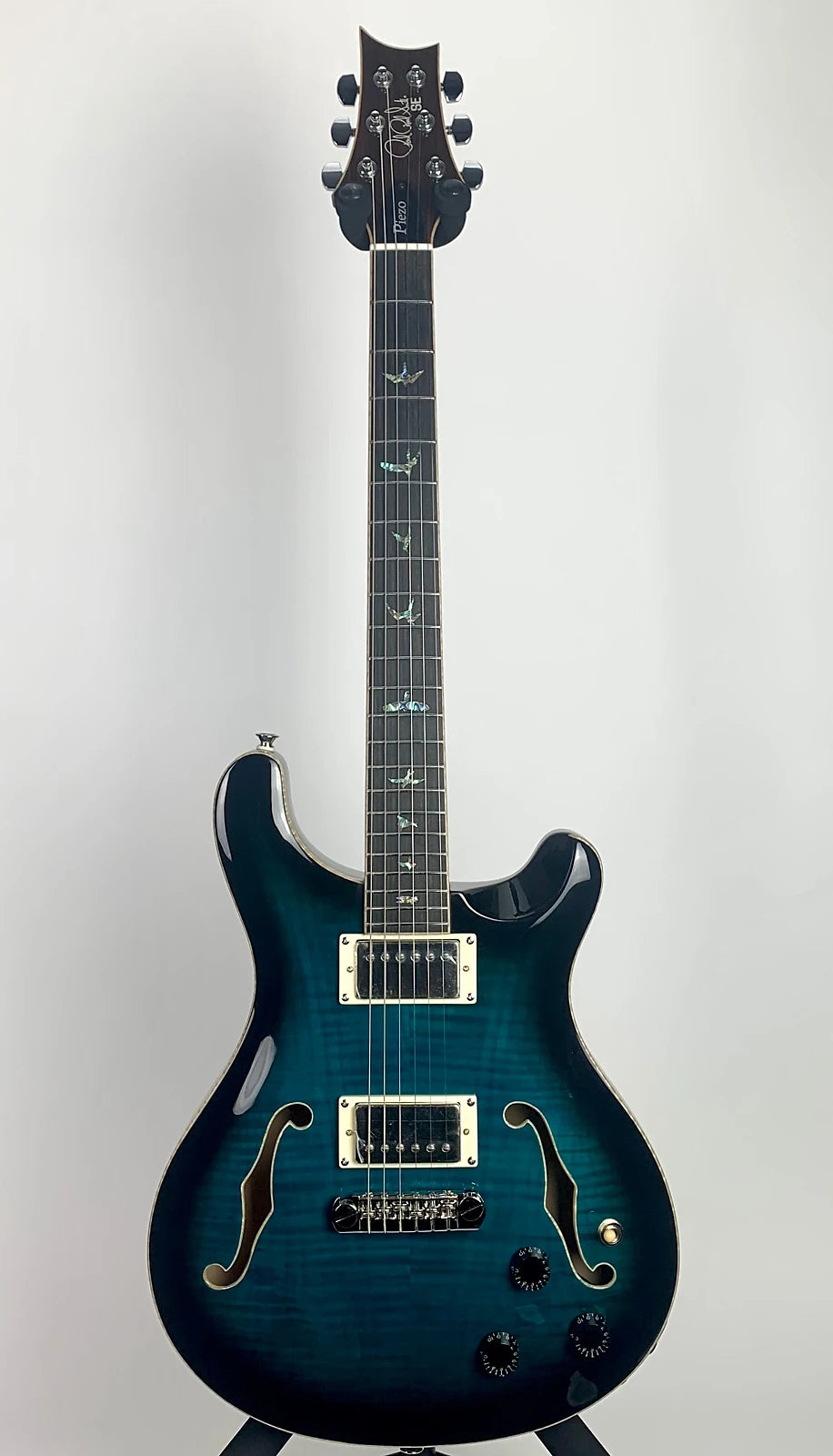 PRS SE Hollowbody II Piezo Peacock Blueburst