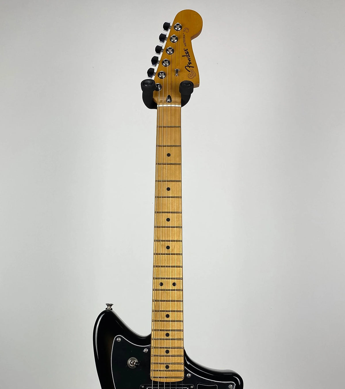 Fender Player Plus Meteora with Maple Fingerboard - Silverburst