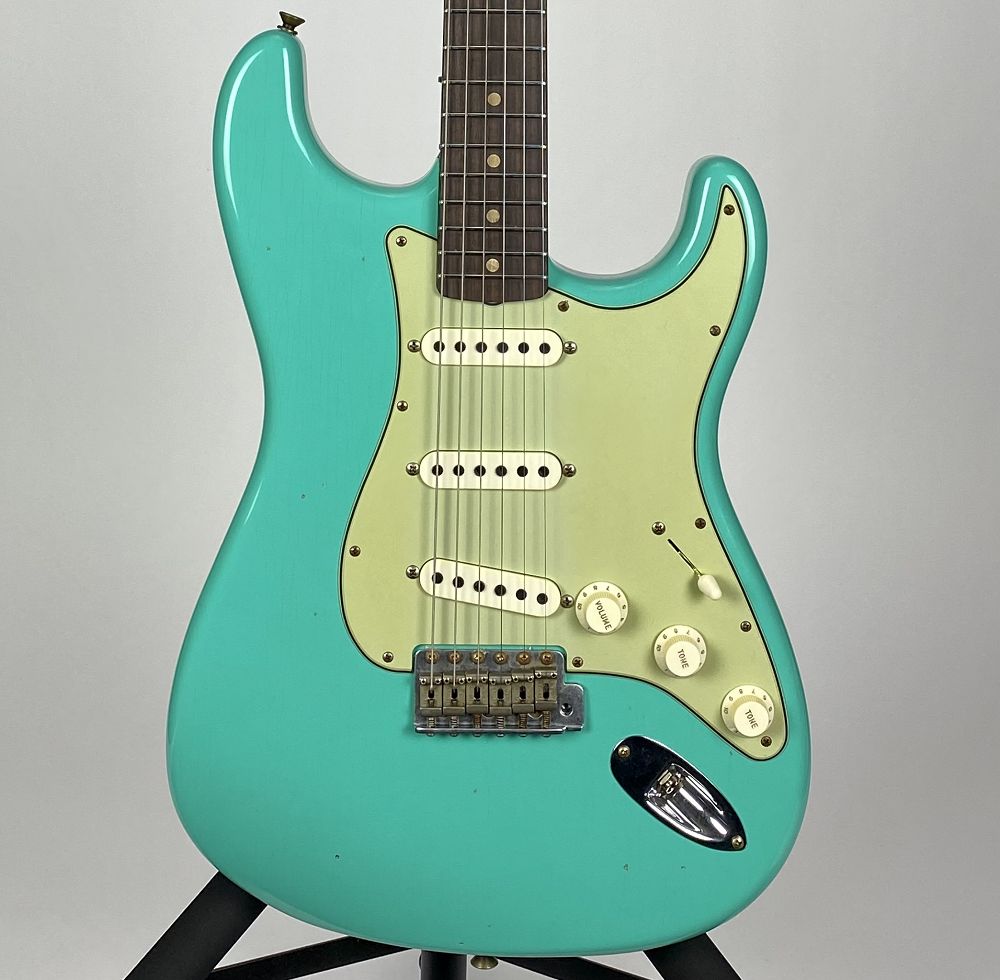 Fender Custom Shop Limited Edition '62/'63 Stratocaster - Journeyman Relic, Aged Surf Green