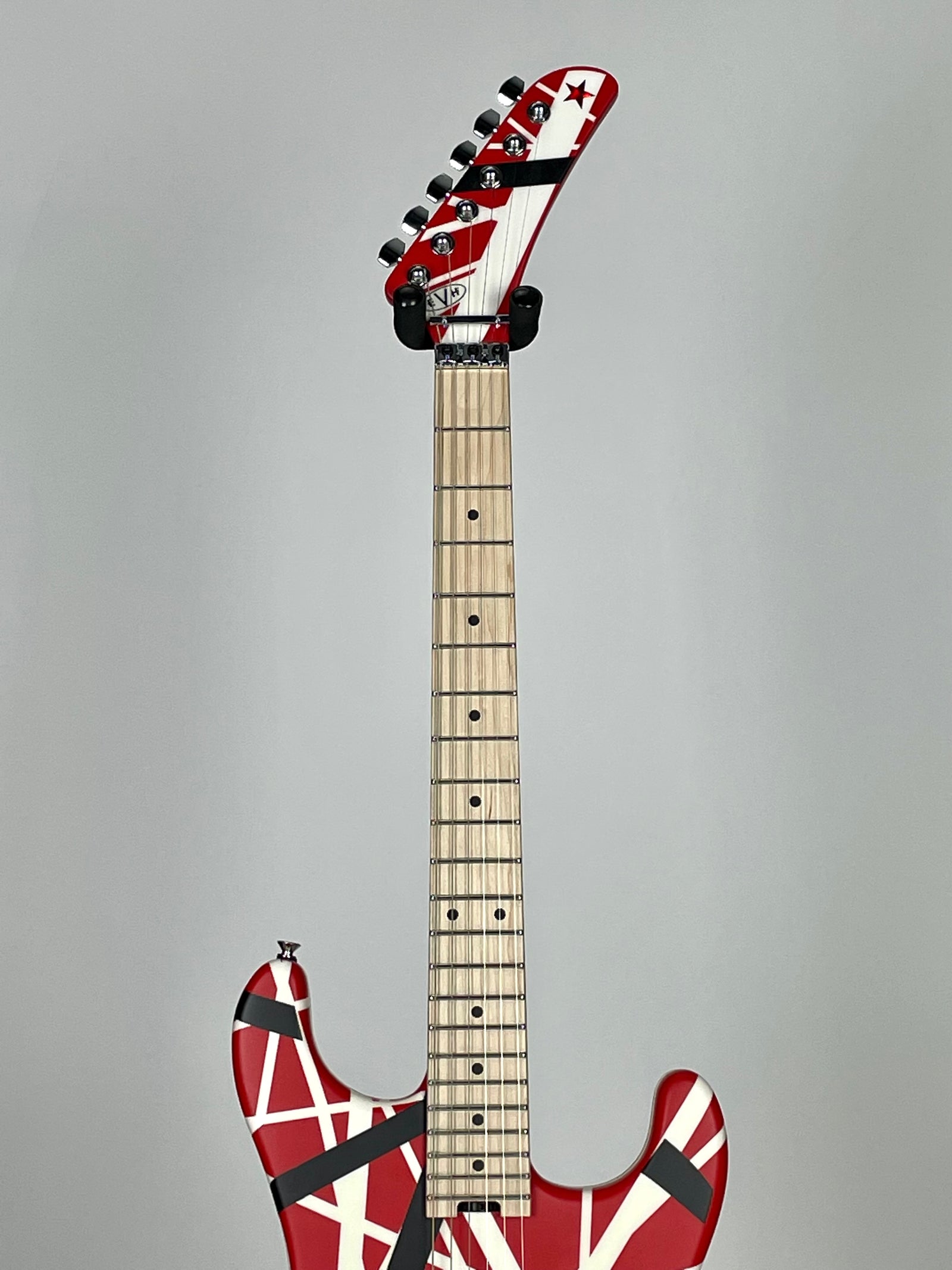 EVH Striped Series 5150 with Maple Fingerboard - Red with Black and White Stripes