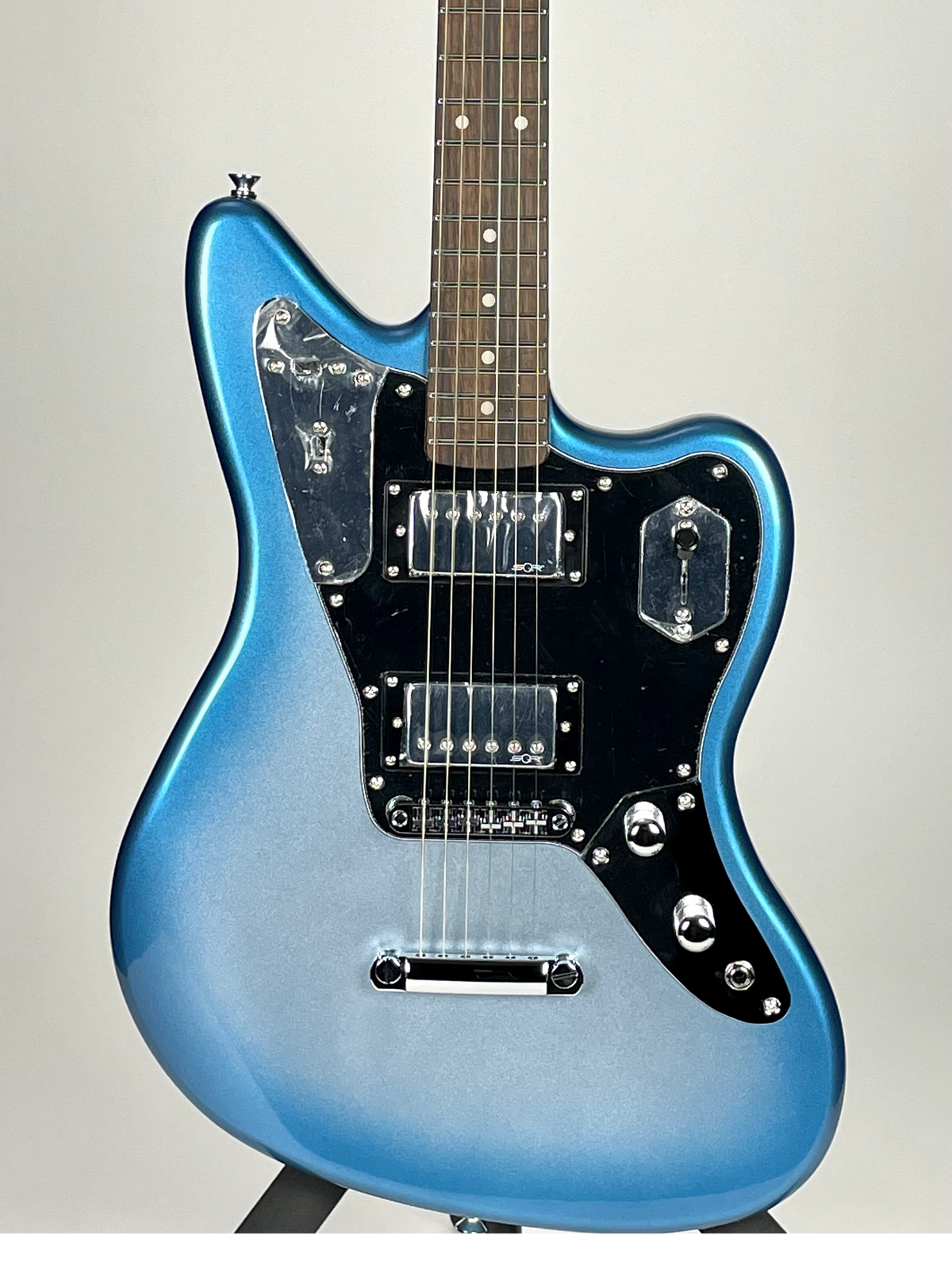 Squier Contontemporary Jaguar HH with Roasted Maple Fingerboard - Sky Blue Metallic