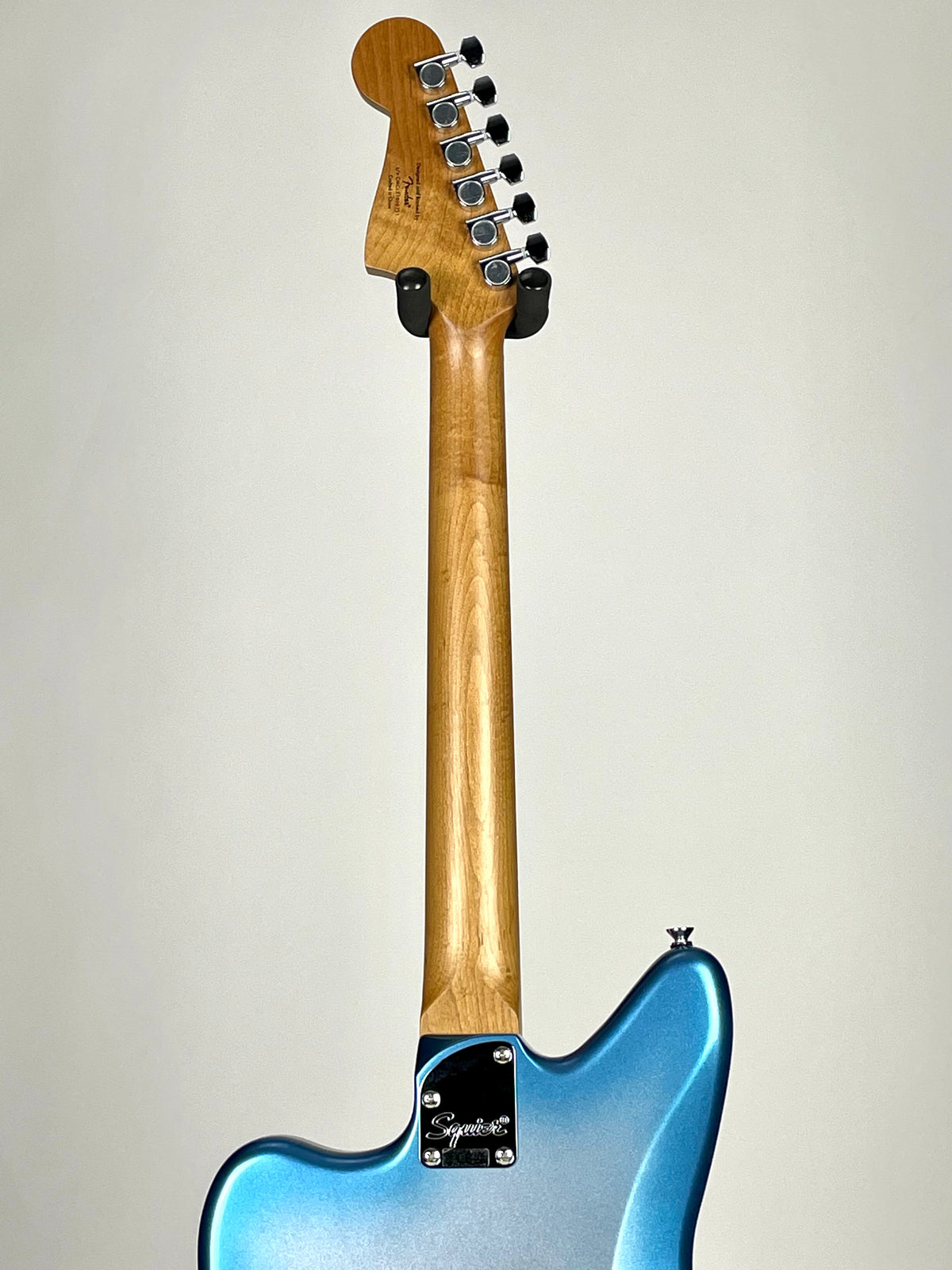Squier Contontemporary Jaguar HH with Roasted Maple Fingerboard - Sky Blue Metallic