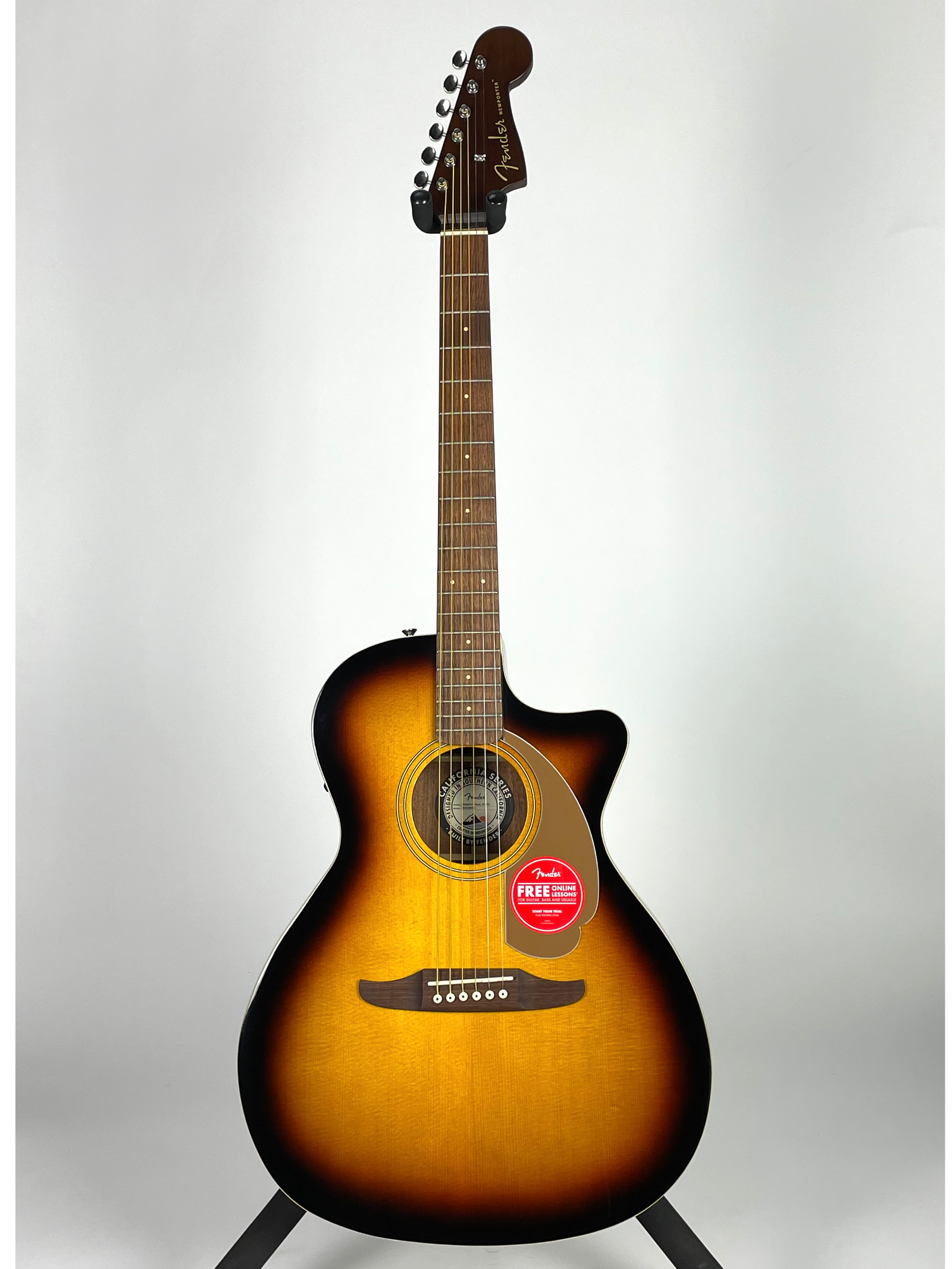 Fender Newporter Player with Walnut Fingerboard - Sunburst