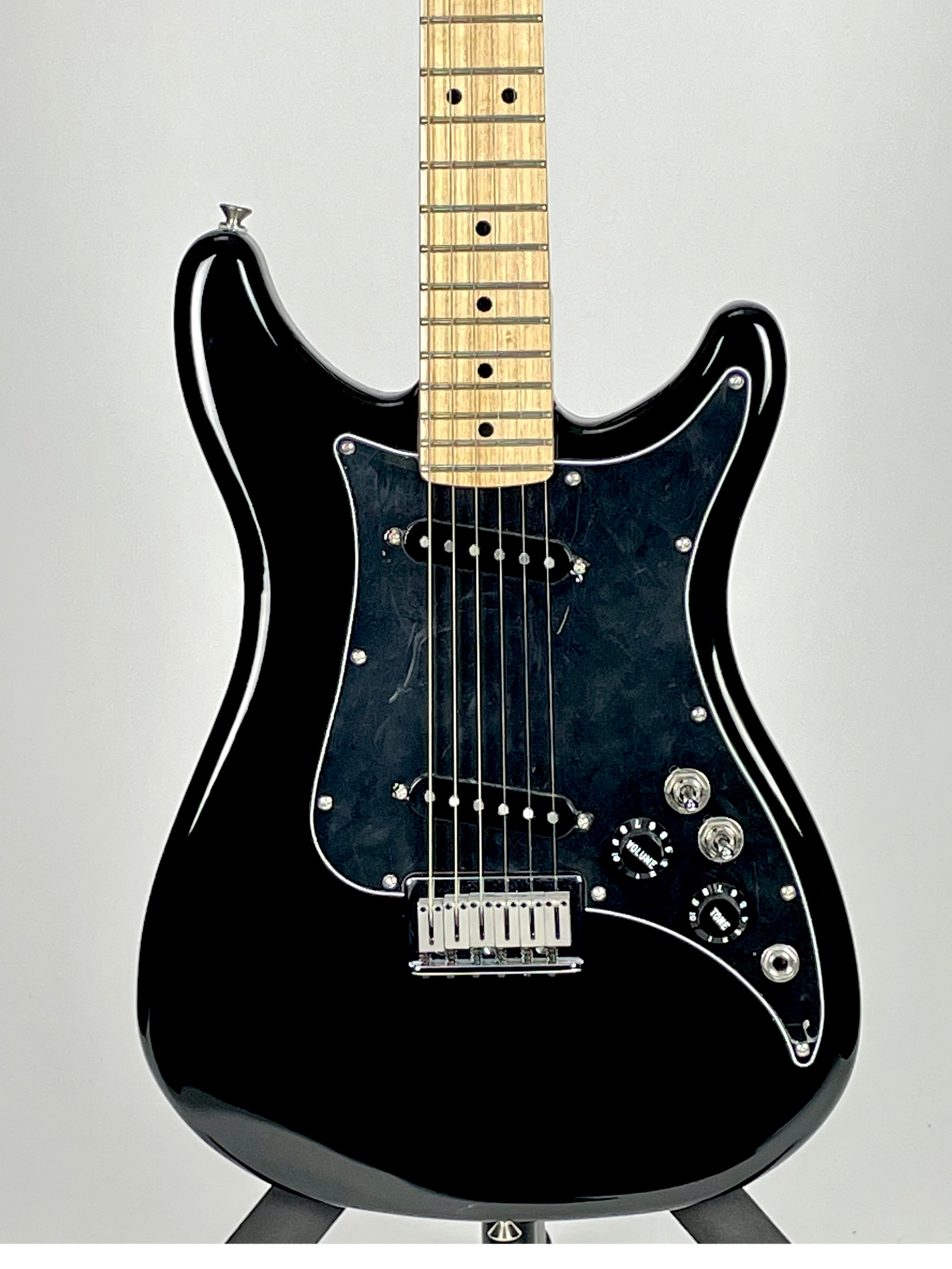 USED - Fender Player Lead II 2020 with Maple Fingerboard - Black