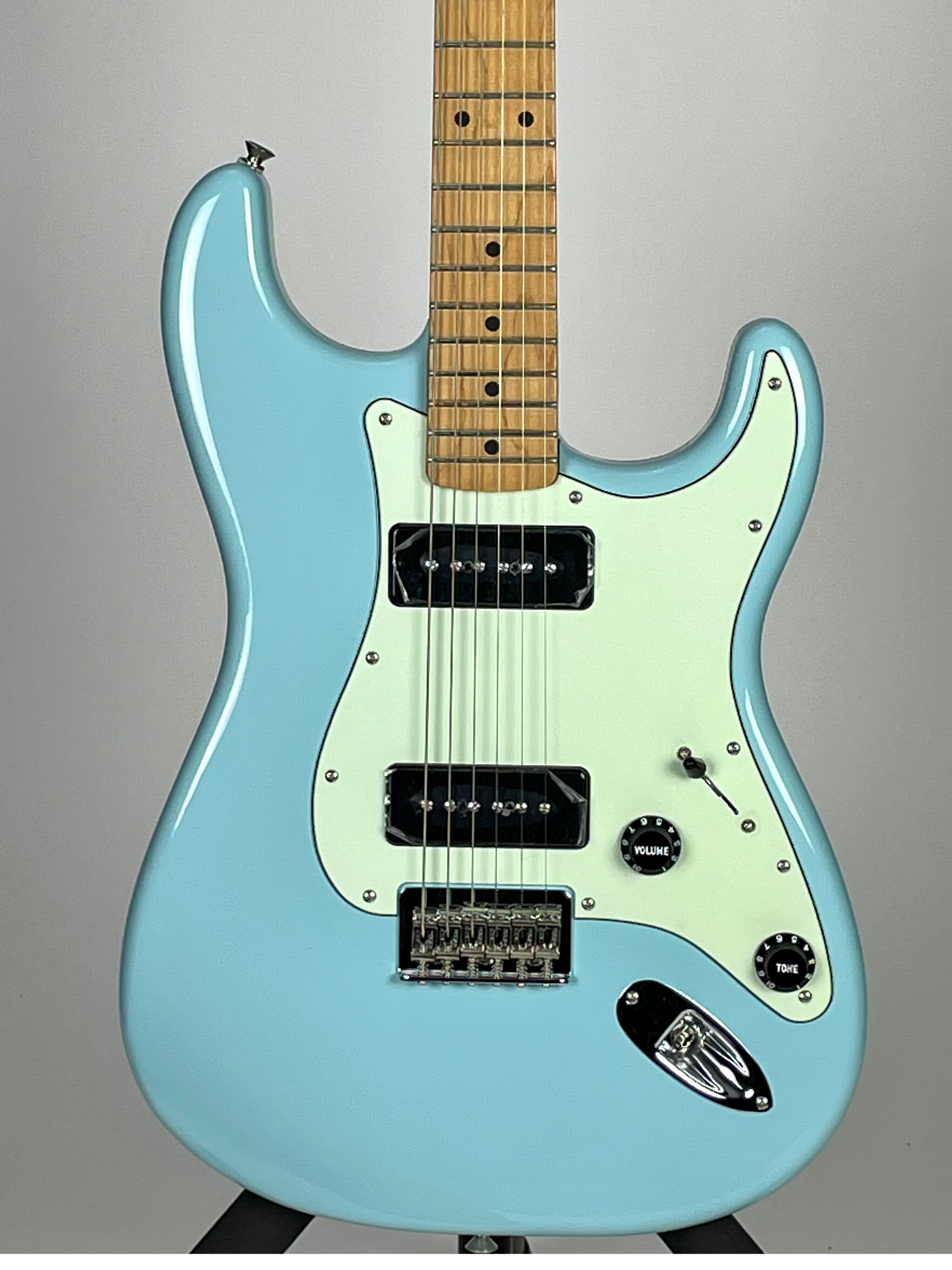 USED - Fender Noventa Stratocaster with Maple Fingerboard - Daphne Blue