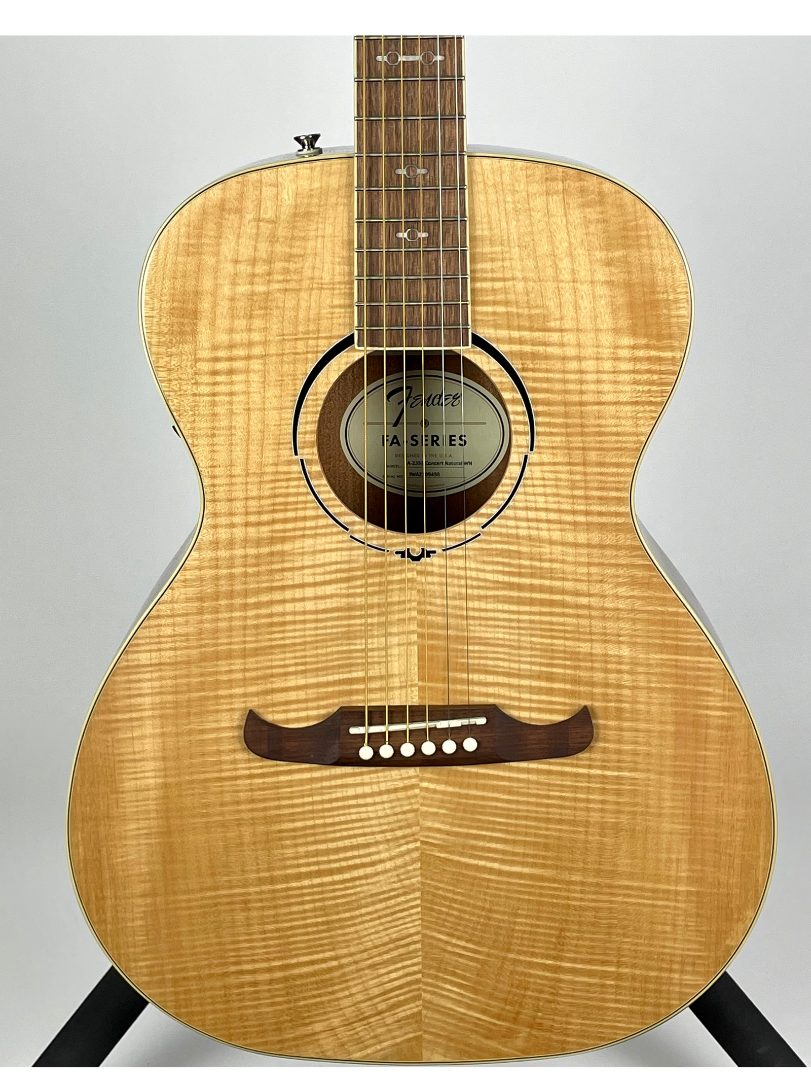 Fender FA-235 Concert with Walnut Fingerboard - Natural