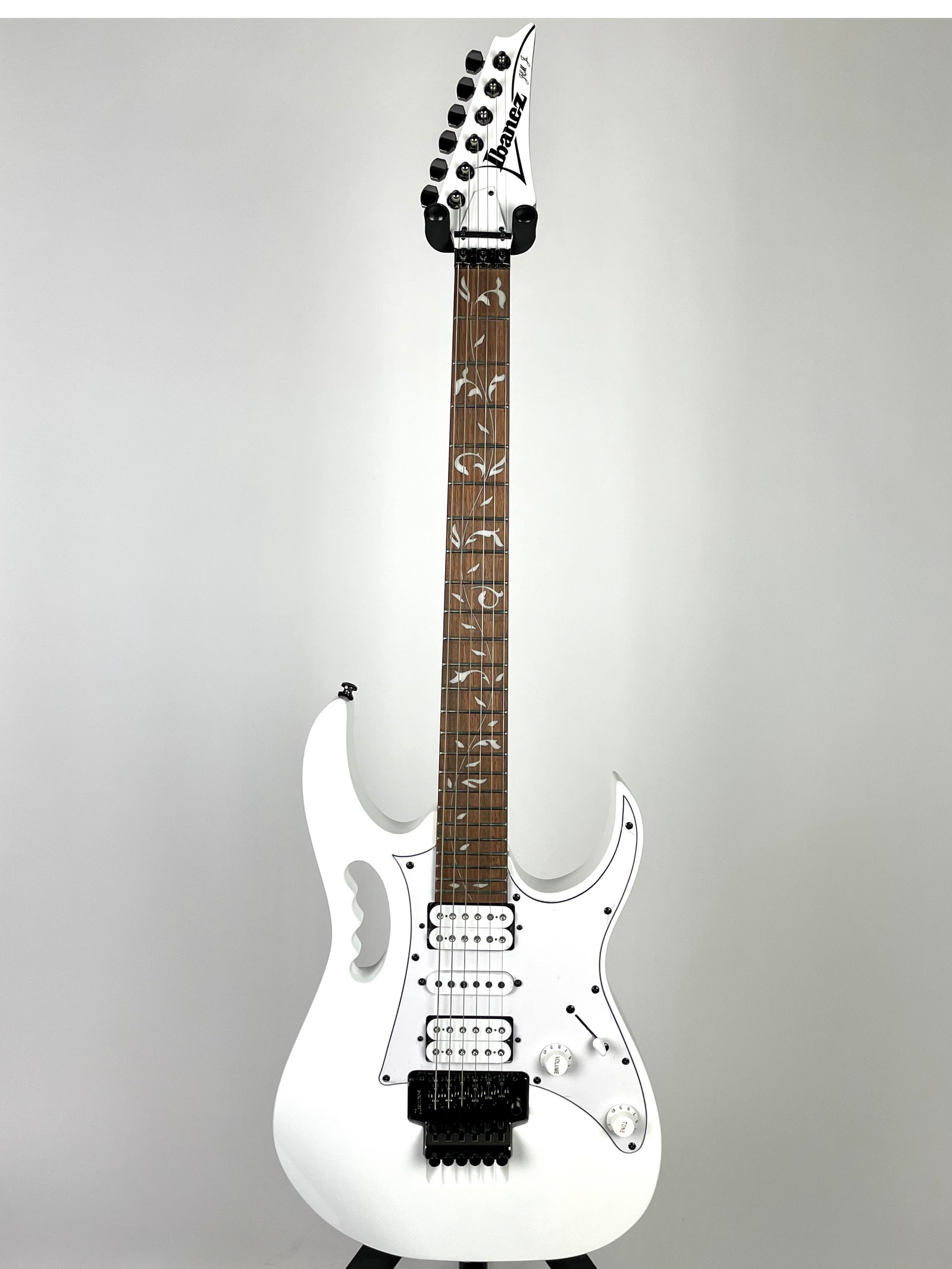 Ibanez JEMJR-WH Steve Vai Artist Signature Guitar with Jatoba Fingerboard - White