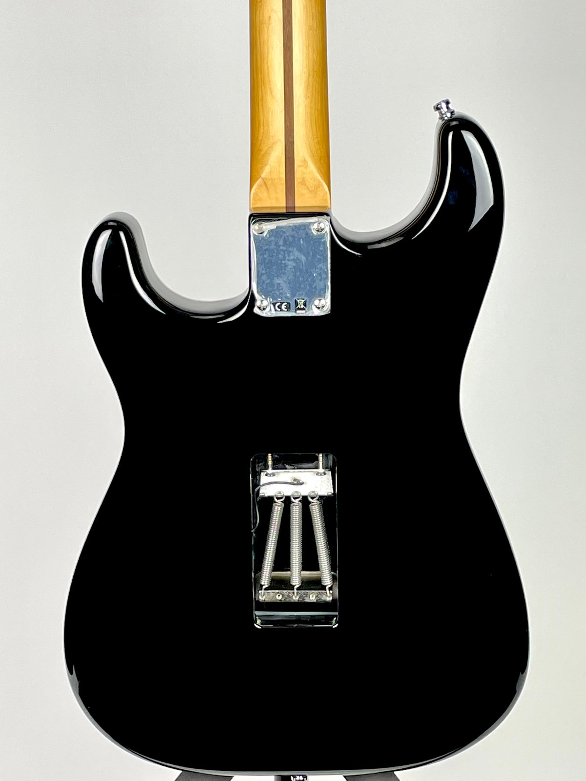 Fender Artist Series Tom Morello Stratocaster with Rosewood Fingerboard - Black