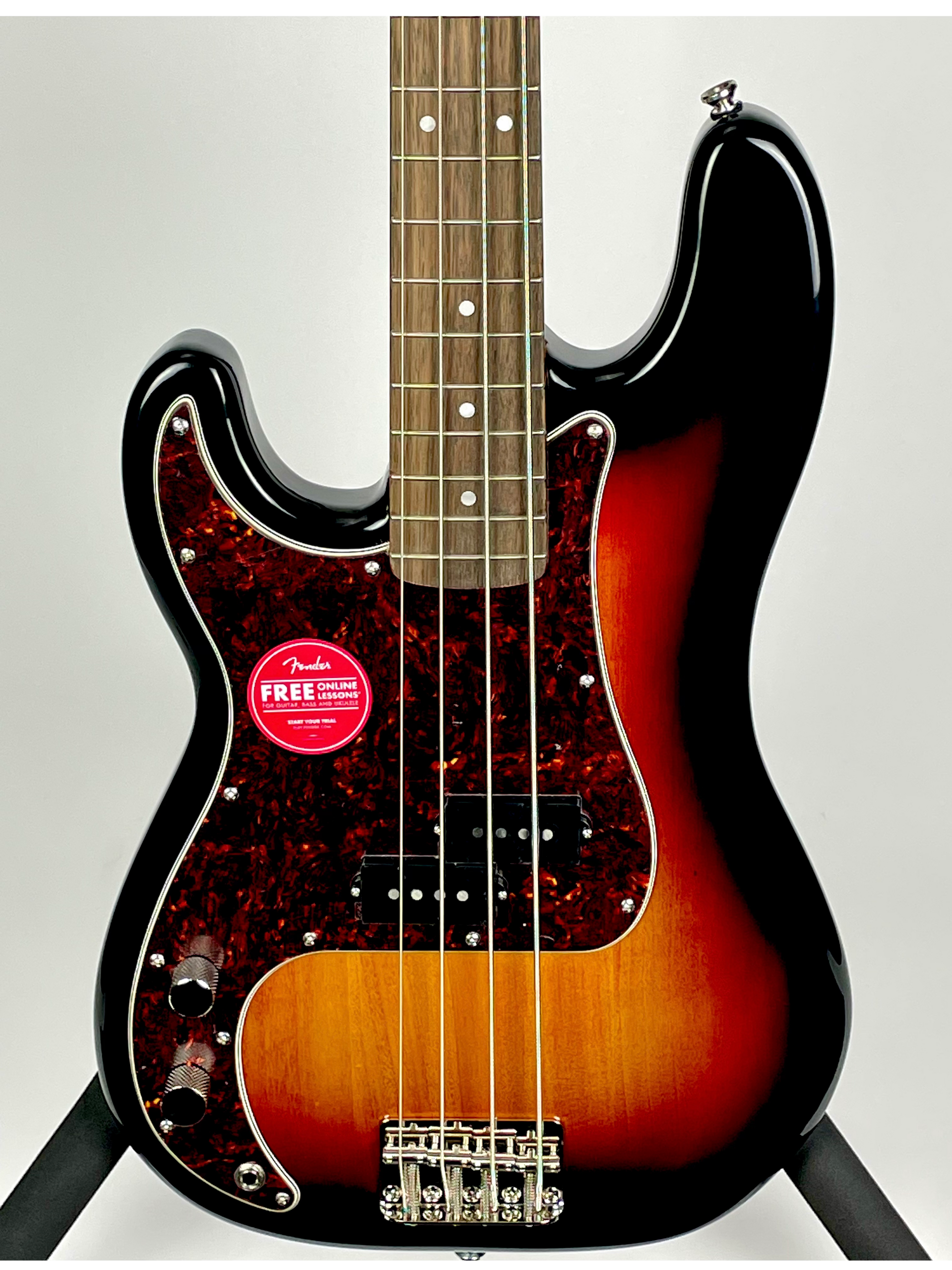 Squier Classic Vibe 60s Precision Bass Left-Handed with Laurel Fingerboard - 3-Tone Sunburst