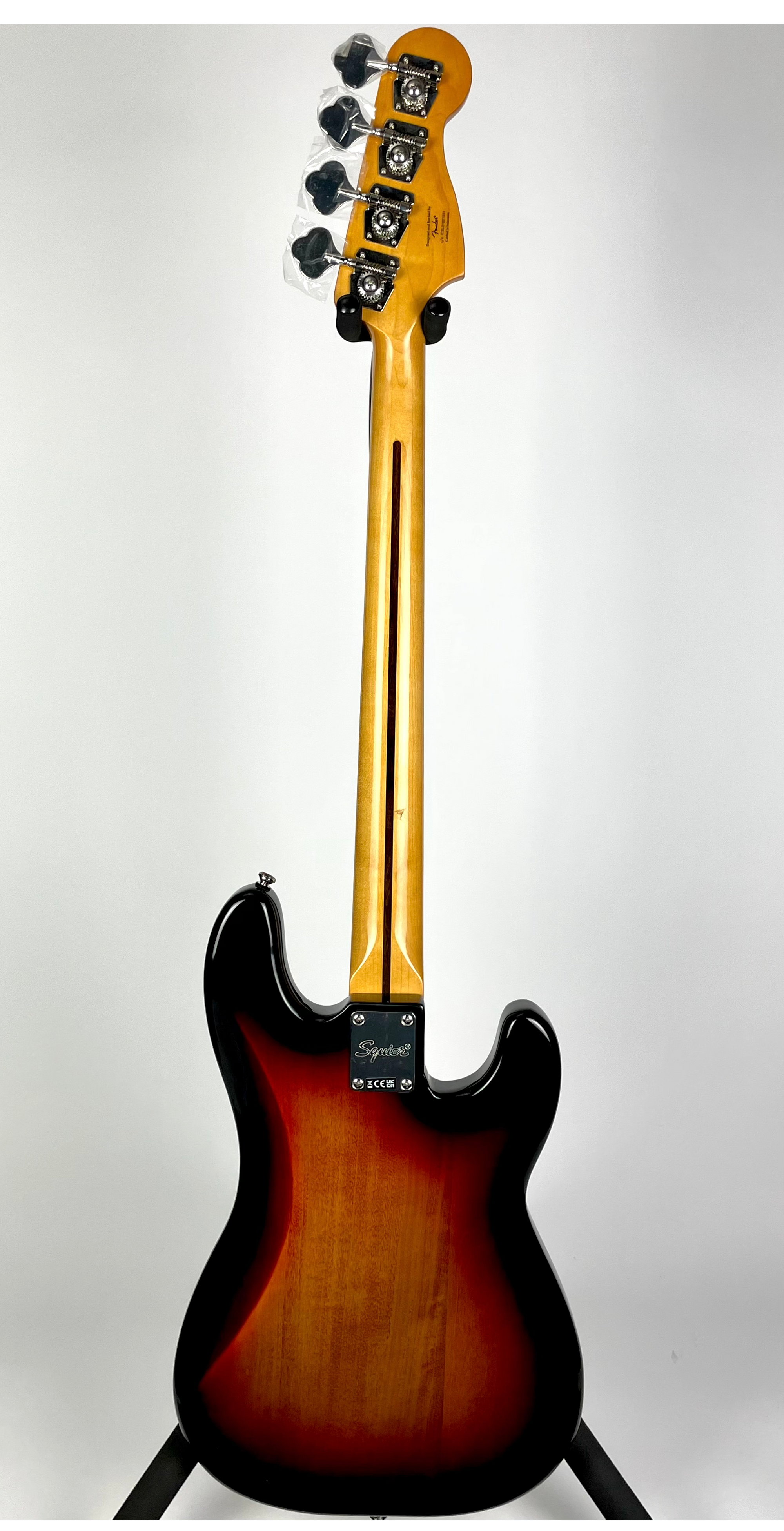 Squier Classic Vibe 60s Precision Bass Left-Handed with Laurel Fingerboard - 3-Tone Sunburst