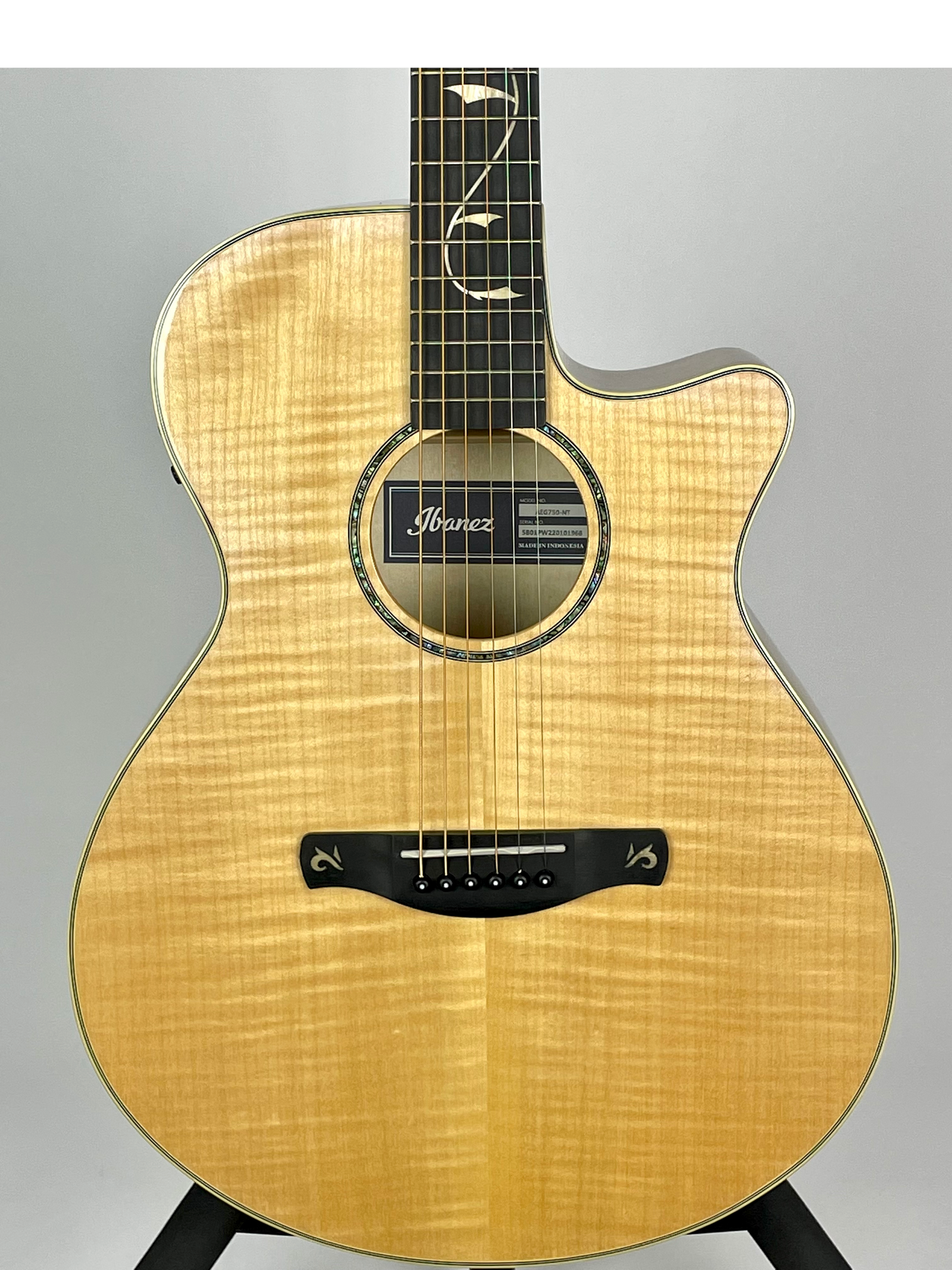 Ibanez AEG750-NT AEG Series Acoustic with Ebony Fingerboard - Natural (Flamed Maple)
